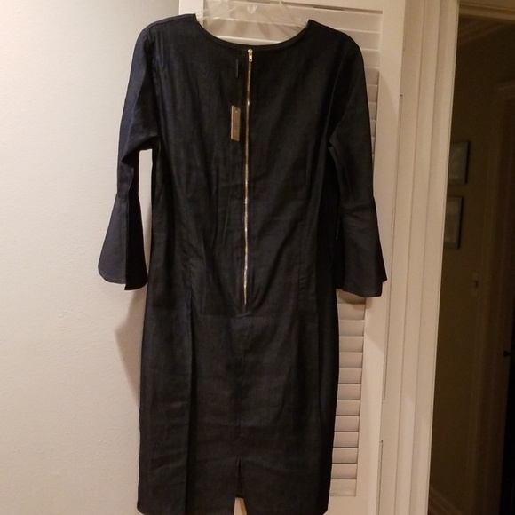 Dress - Picture 3 of 5